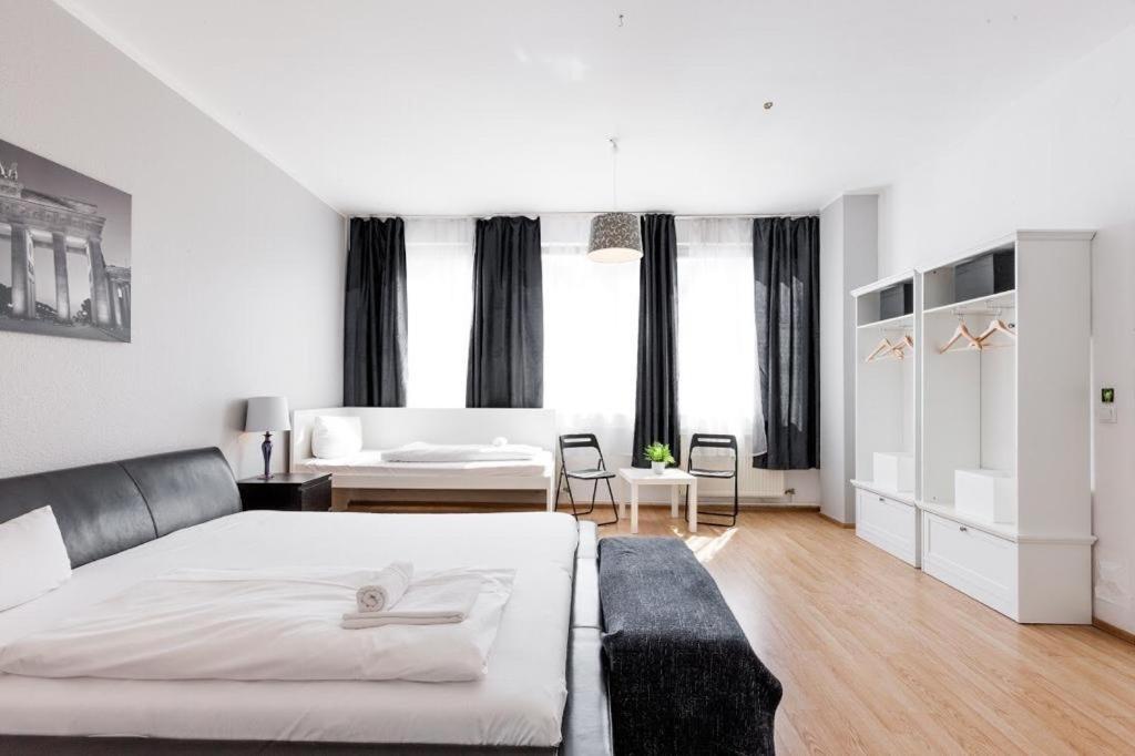 Big Fancy Apartments City Center Берлин Экстерьер фото
